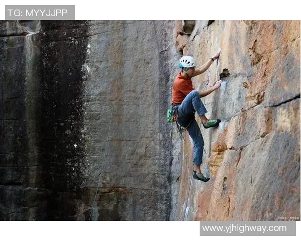武汉攀岩队的节奏与挑战探索攀岩运动的魅力与团队精神 武汉攀岩队的节奏与挑战探索攀岩运动的魅力与团队精神