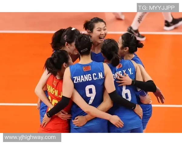 重庆羽毛球队转型之路的挑战与机遇全景探讨 重庆羽毛球队转型之路的挑战与机遇全景探讨